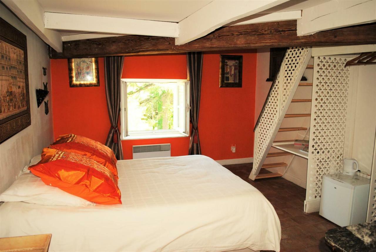 Les Routes Du Monde Bed & Breakfast Saint-Geniès-de-Comolas Eksteriør bilde