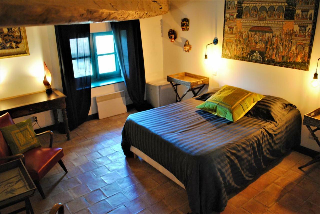 Les Routes Du Monde Bed & Breakfast Saint-Geniès-de-Comolas Eksteriør bilde
