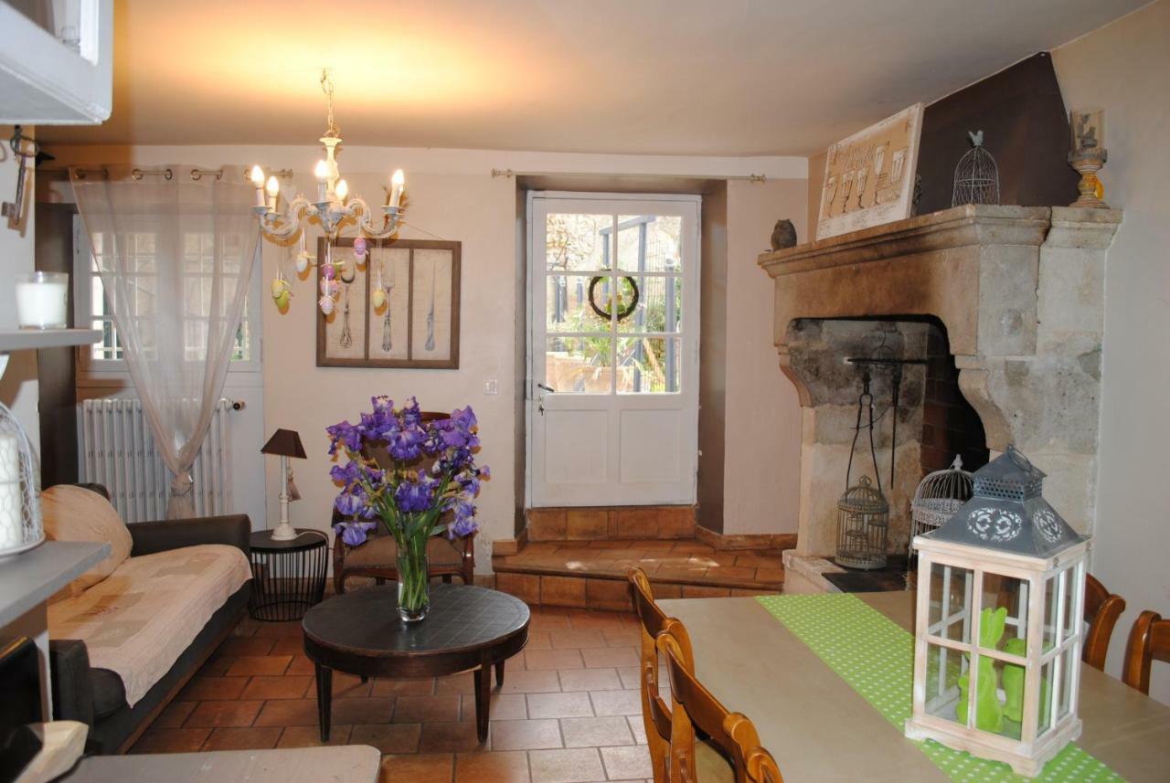 Les Routes Du Monde Bed & Breakfast Saint-Geniès-de-Comolas Eksteriør bilde